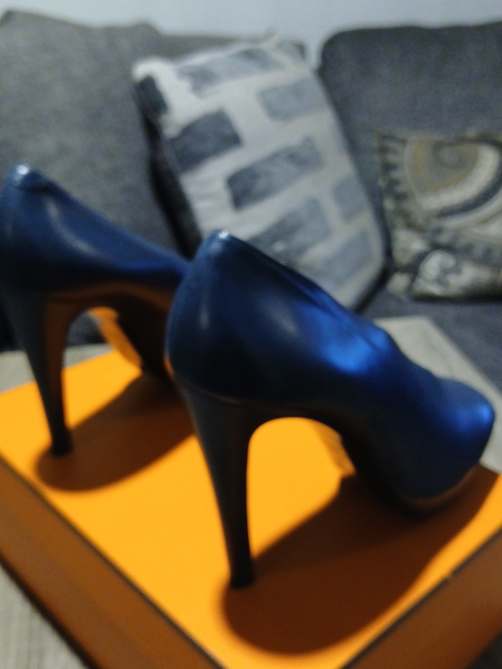 Hermès Gloria Teal Blue Leather Peep Toe Platform Pumps Heels Sz 39 (US 8.5) - Picture 7 of 15